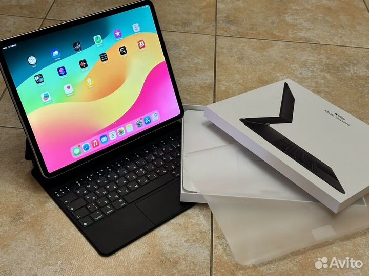 Клавиатура Apple Magic Keyboard iPad Pro 12.9