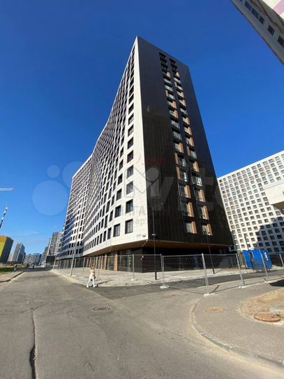 2-к. квартира, 65 м², 7/18 эт.