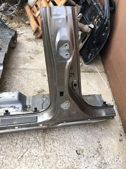 Порог со стойкой правый Ssangyong Actyon