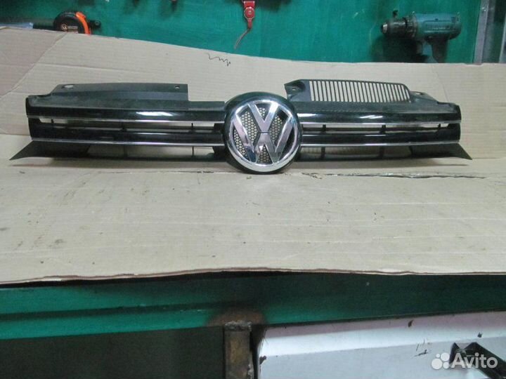 Решетка радиатора Volkswagen Golf 6 2009-2013