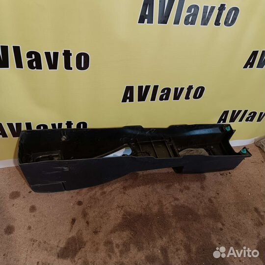 Центральная консоль пола Nissan Note E11