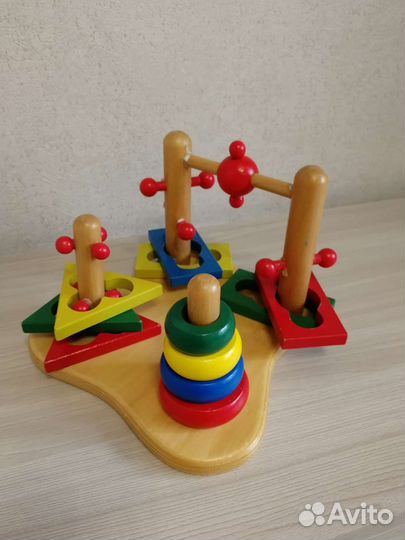 Развивающие игрушки