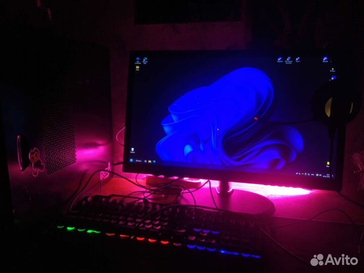 Монитор Lg 74 gg