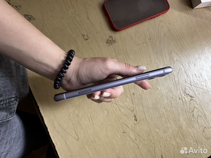 Телефон iPhone 11 128 gb