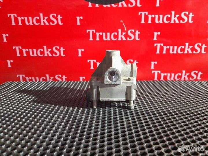 Клапан ускорительный Daf XF106