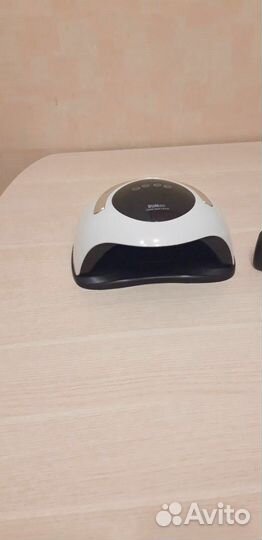 Лампа для маникюра и педикюра