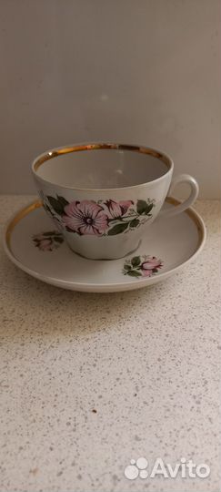 Чайная чашка с блюдцем (Рига)