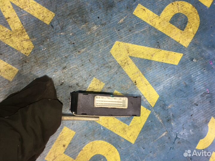 Блок управления парктроником Geely Vision