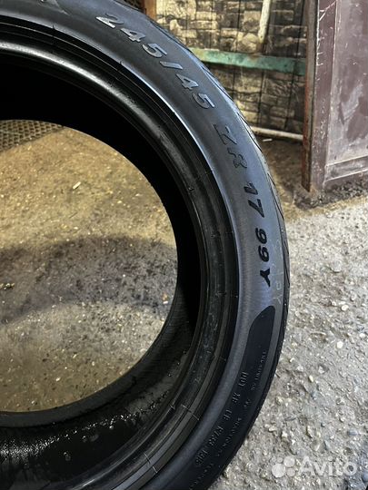 Pirelli P Zero Nero GT 245/45 R17