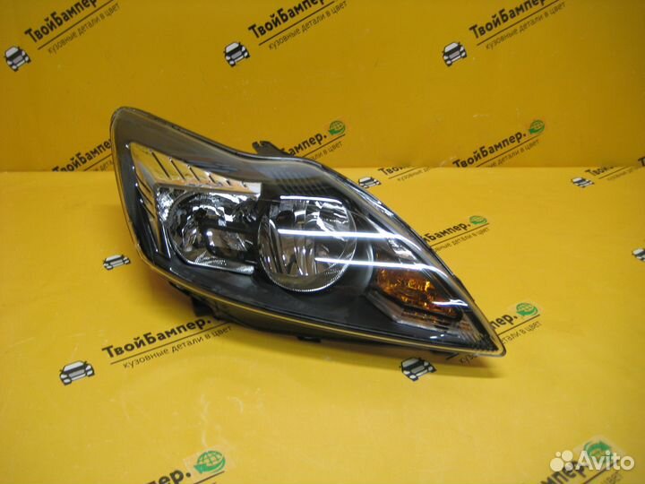 Фара правая Ford Focus 2 электрокорректор черная