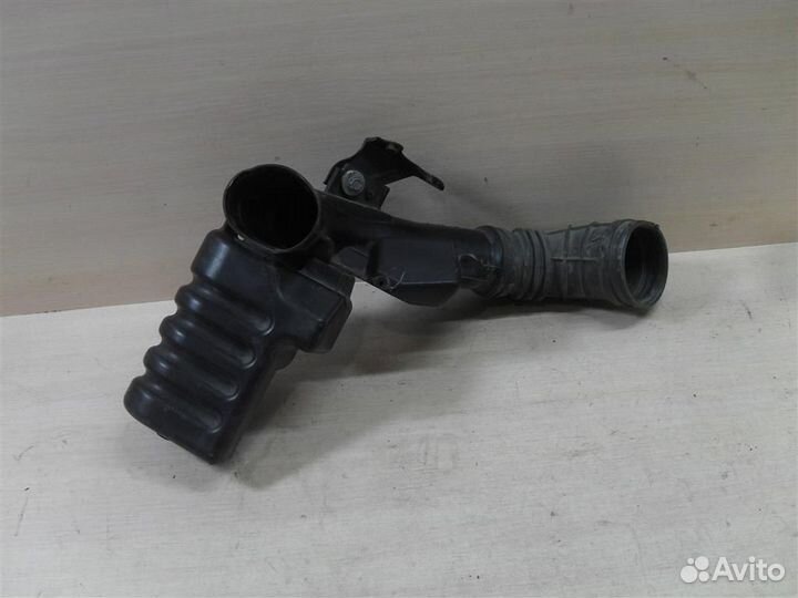 Резонатор воздушного фильтра Honda CR-V 3 (RE) 20