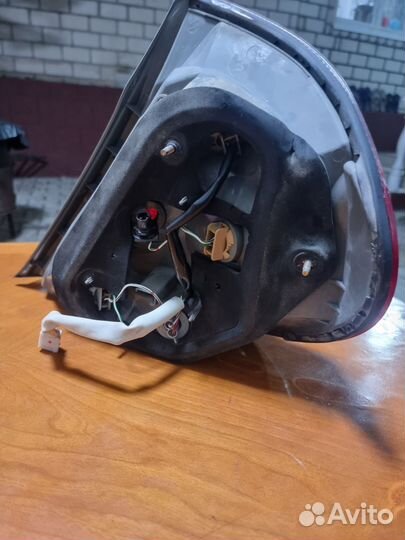 Стоп левый на toyota camry xv30