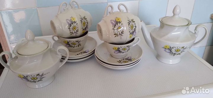 Набор столовой посуды новый