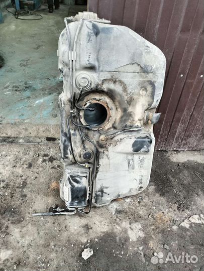 Топливный бак Лада калина