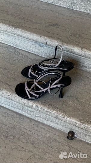 Босоножки loriblu