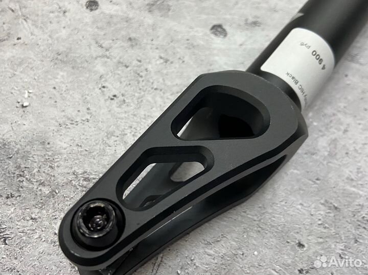 Вилка Drone Majesty Hic/SCS Black