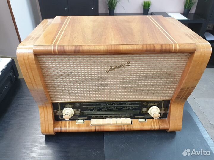 Ремонт и реставрация приемников, радиол и колонок