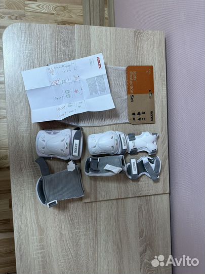 Набор защиты для роликов Roces Yuma girl