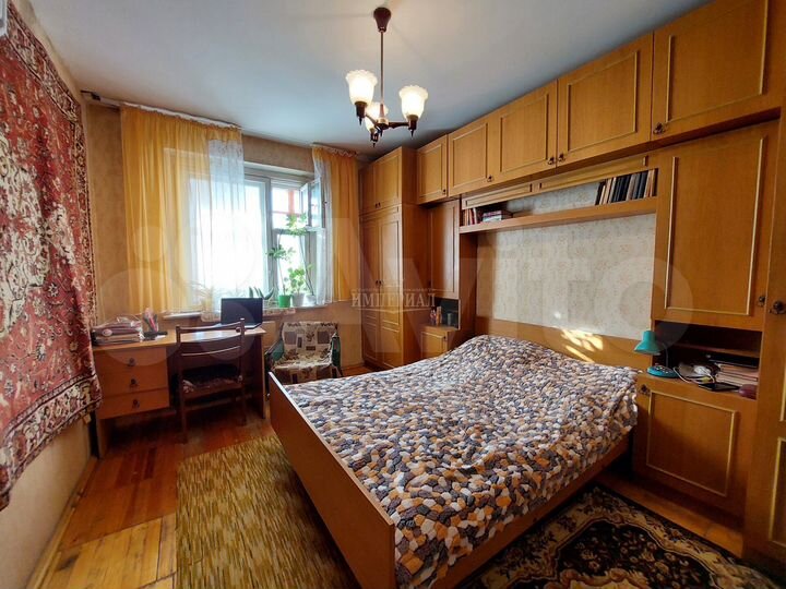 2-к. квартира, 57 м², 2/10 эт.