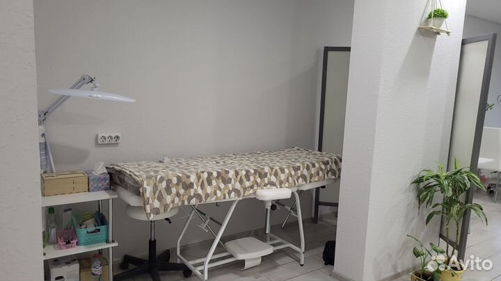 Рабочее место с кушеткой в аренду