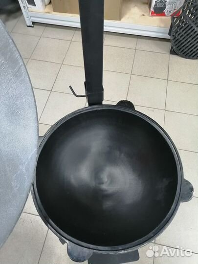 Казан 10л+печь с трубой и дверцей