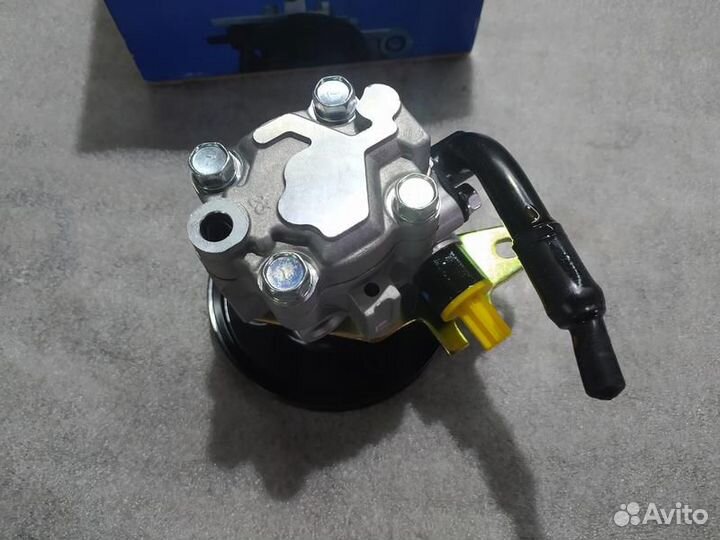 Насос гидроусилителя Mando для Almera Classic B10