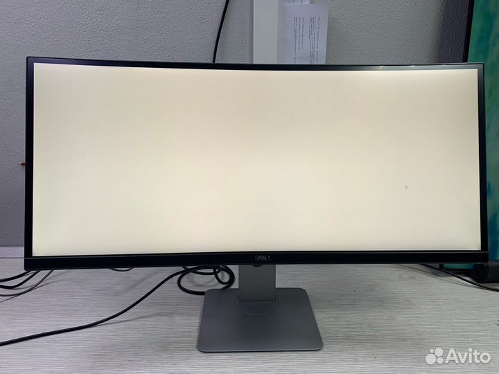 Монитор Dell Ultrasharp 34