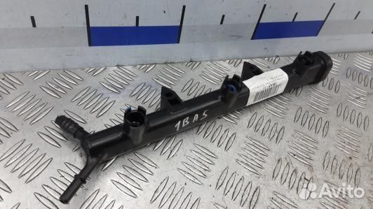 Топливная рампа бензиновая jeep grand cherokee WK2