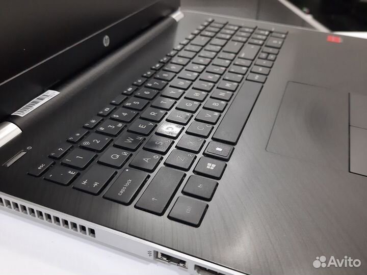 Hp a10-9620p 6gb radeon 535dx ssd 256gb