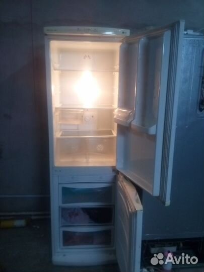 Холодильник бу