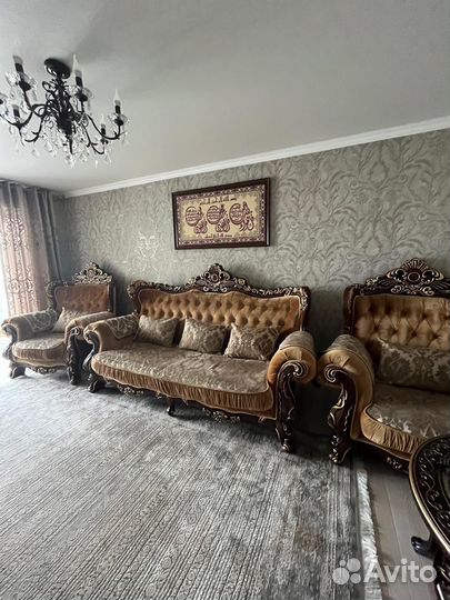 Диван тройка. Хол