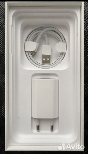 Телефон iPhone X