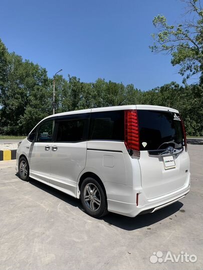 Toyota Noah 1.8 CVT, 2014, 123 000 км