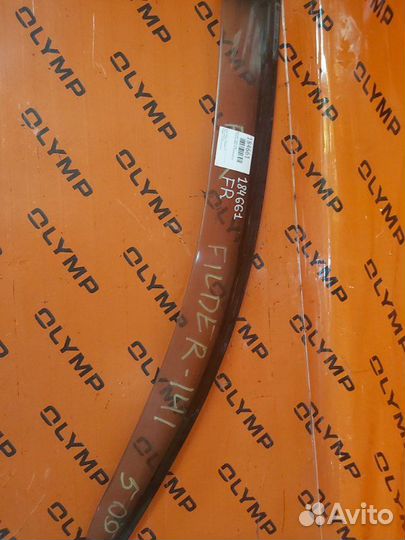 Ветровик передний правый Toyota Corolla Fielder