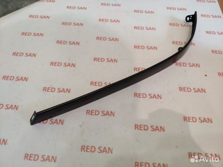 Планка на фару левая Lexus Rx300 MCU15