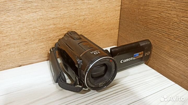 Видеокамера Canon legria HF S200 (1855)