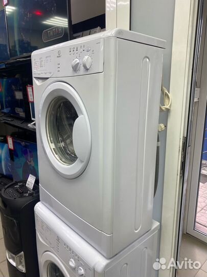 Стиральная машина Indesit wiun 102