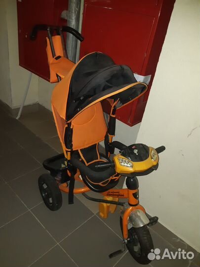 Трехколесный велосипед