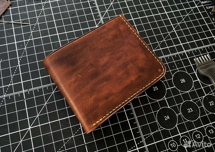 Мужской кошелек