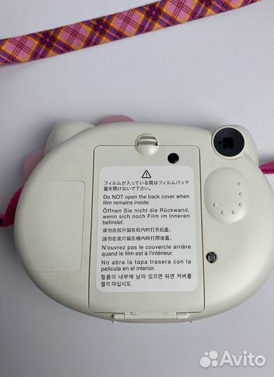 Instax mini от Fujifilm Hello Kitty