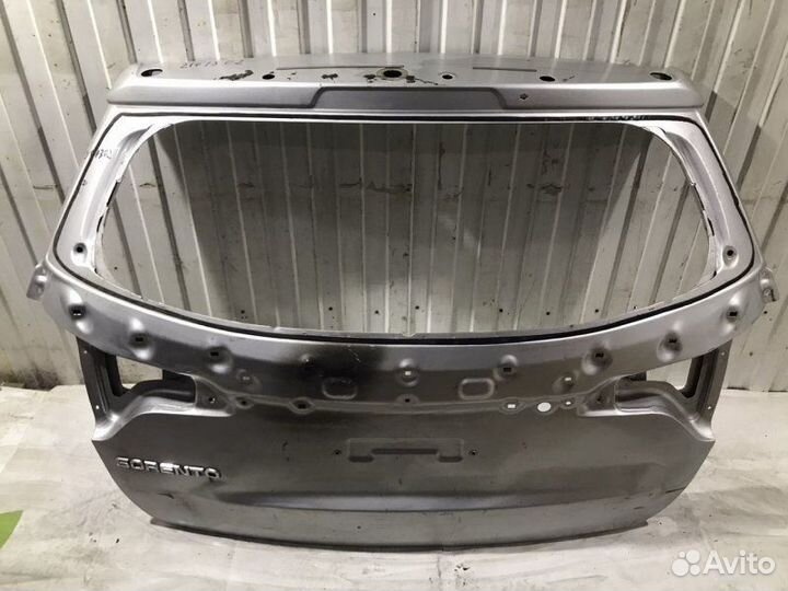 Крышка багажника Kia Sorento