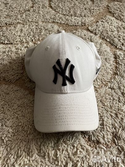 Бейсболка new era