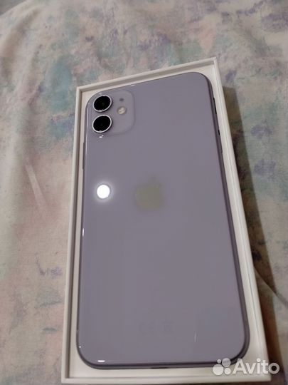 iPhone 11, 64 ГБ