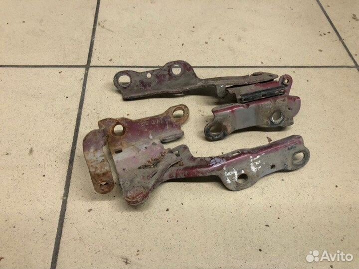 Петля капота Hyundai Elantra 4 Hd 2007