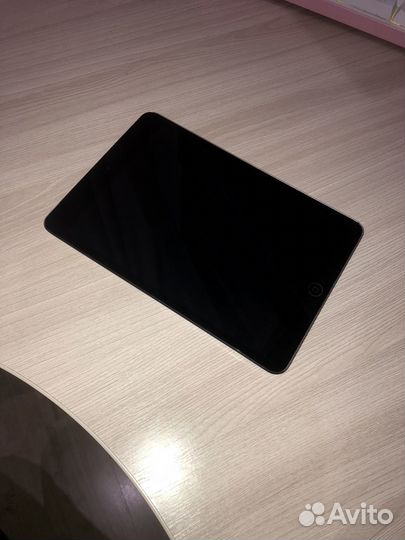 iPad mini 2 16 gb cellular + wifi