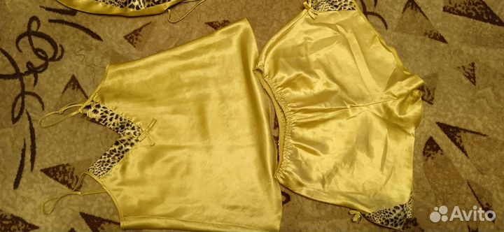 Халат женский атласный