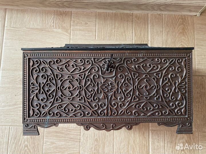 Шкатулка металлическая СССР