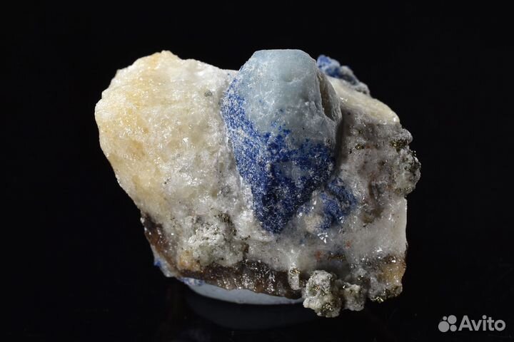 Редкость Афганит (кристалл в кальците). Лот №943