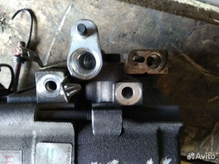 Компрессор автомобильный Kia Magentis