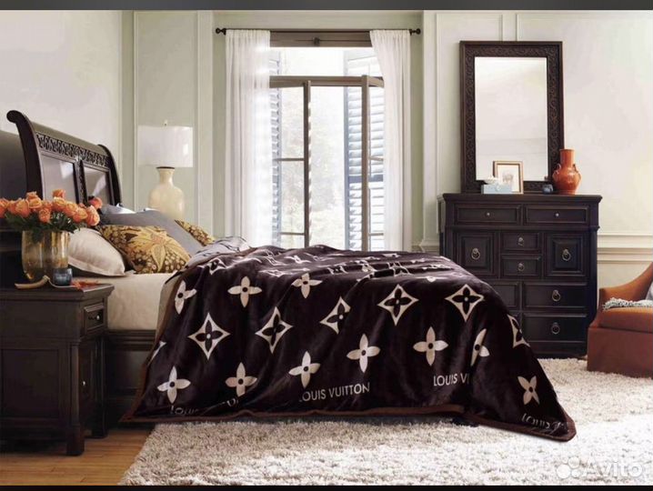 Пледы велюровые